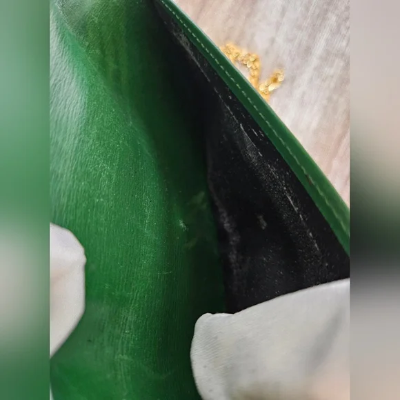 LV Louis Vuitton Green Epi Long Wallet with Elegant Crossbody Chain - Picture 10 of 14